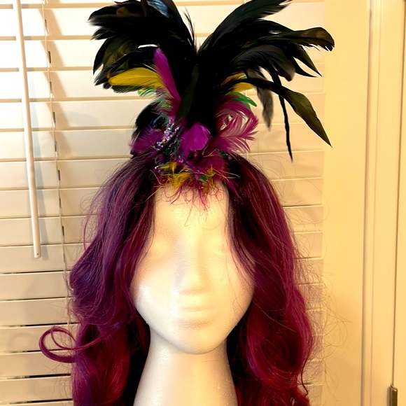 Mardi Gras Custom Feather Mohawk Wig - Picture 5 of 6